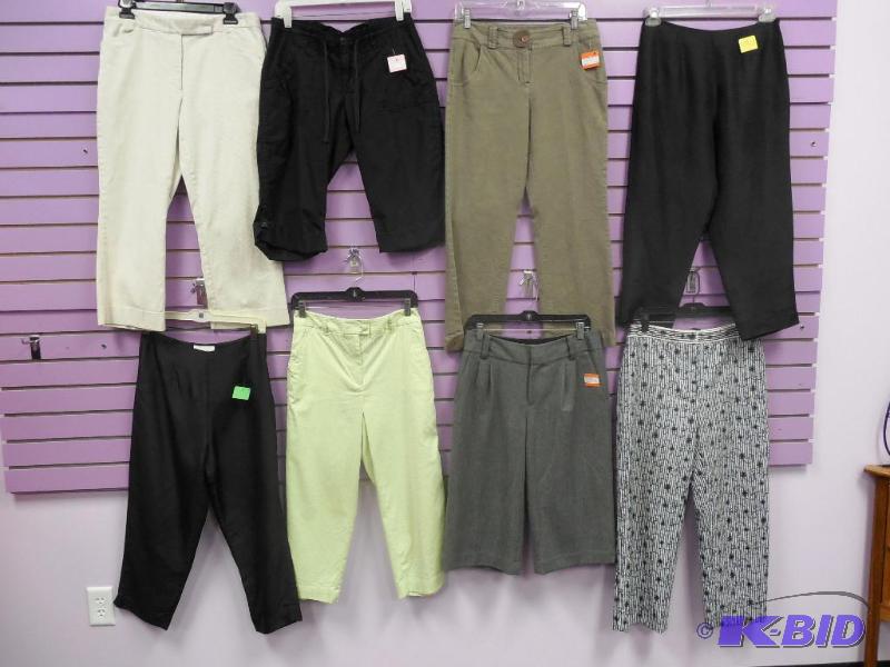 Lot of 8 Name Brand Capris - Size 6