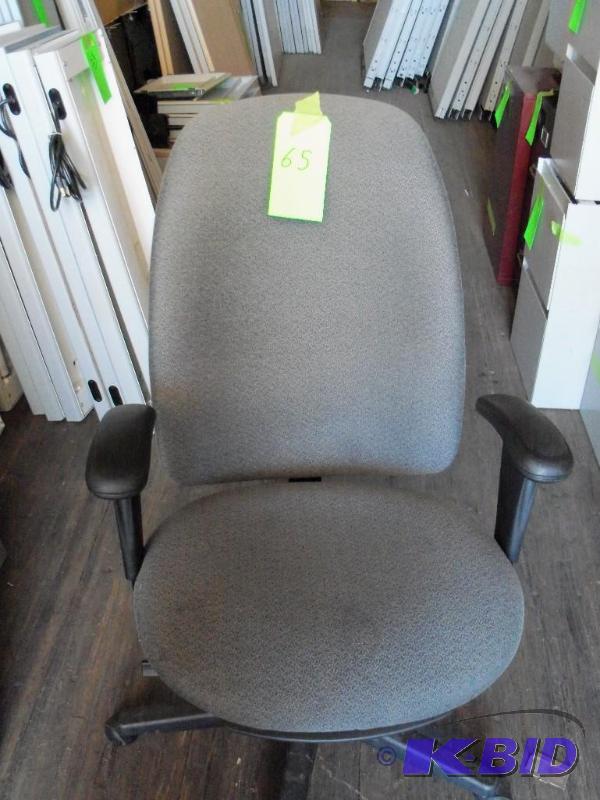 OFFICE CHAIR...