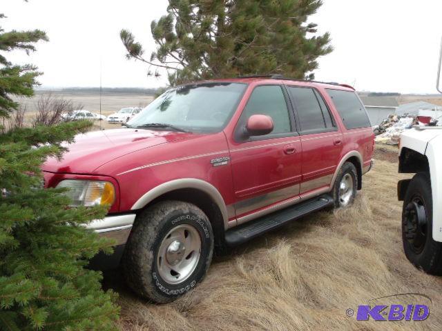 Mechanics Special 3 Ford Expeditions for parts or repair