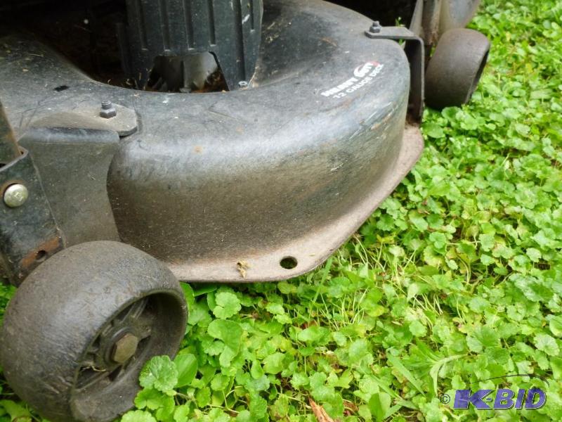 Craftsman DLT 3000 Riding Lawn Mower, Comes W... | Manannah #111