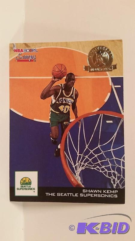 Lot of 17 NBA Hoops Collector Cards. See Pictures