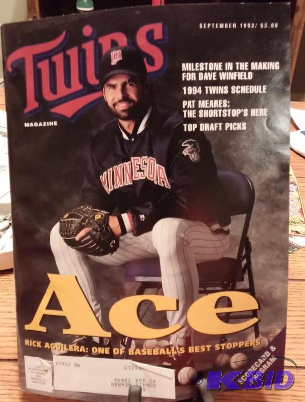 1993 September Minnesota Twins Magazine- Agui...
