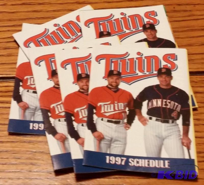 6 1997 Minnesota Twins Hand Schedule-...