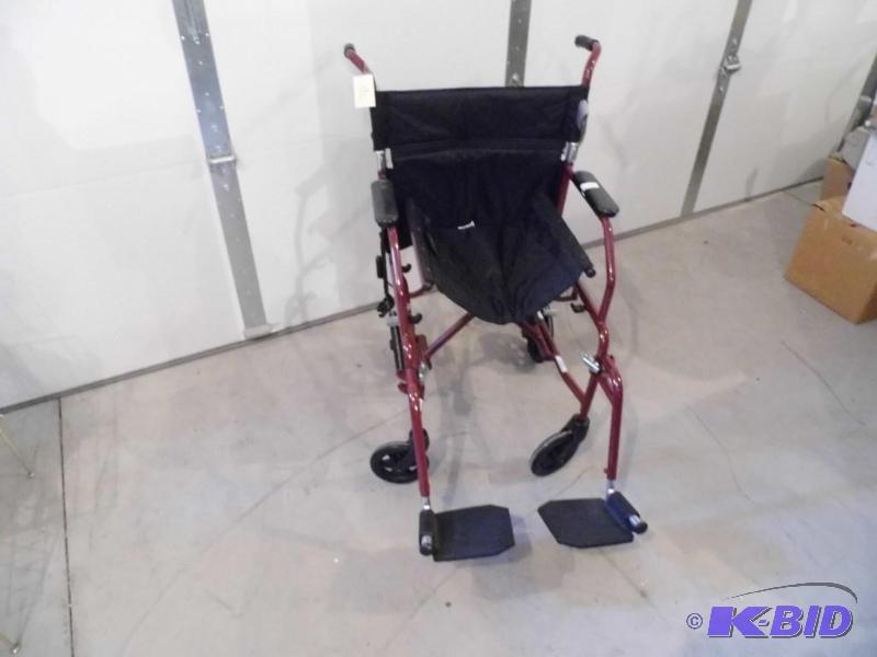 lot 12 image: Transport Chair