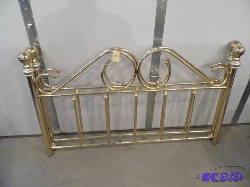 lot 23 image: Brass Head & Footboard
