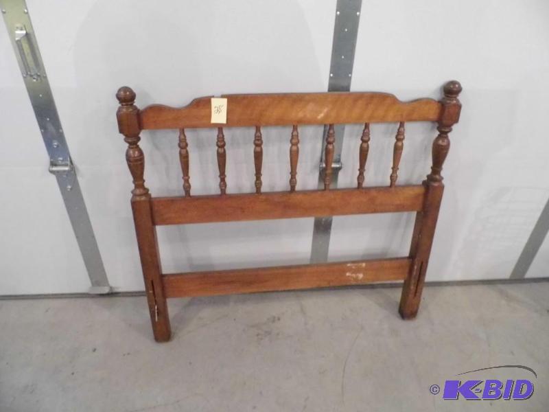 lot 28 image: Twin Size Headboard