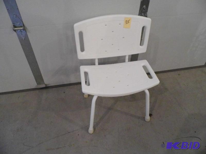 lot 35 image: Shower Chair