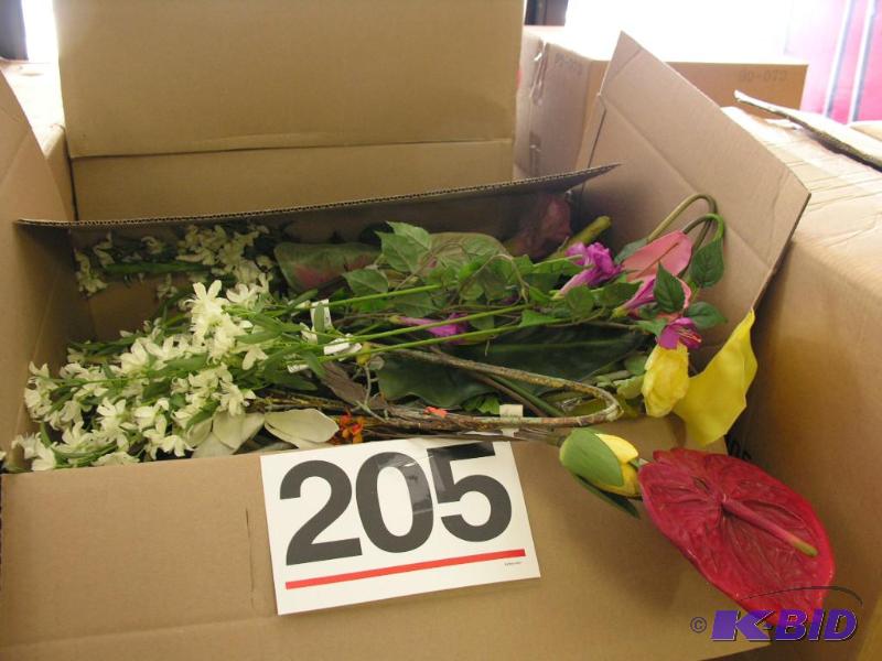 Assorted Silk Floral Stems.