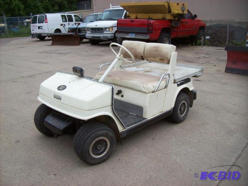Yamaha Golf Cart. Gas Powered