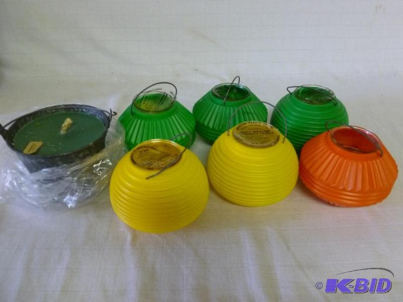 lot 105 image: Lot of seven brand new outdoor insect repelle...