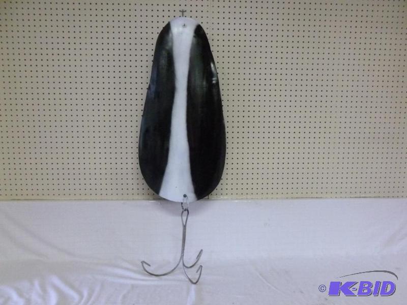 lot 15 image: Large heavy gage metal daredevil fishing bait...