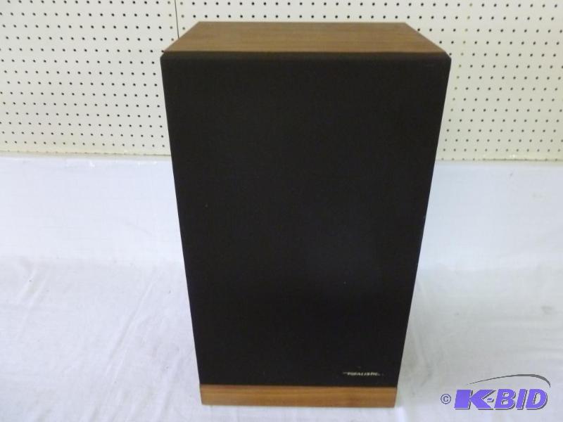 lot 197 image: Large Realistic wood encased 75w. tower speak...