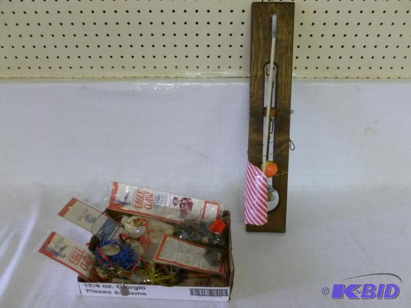 lot 26 image: Large lot of fishing spinner baits, new snell...