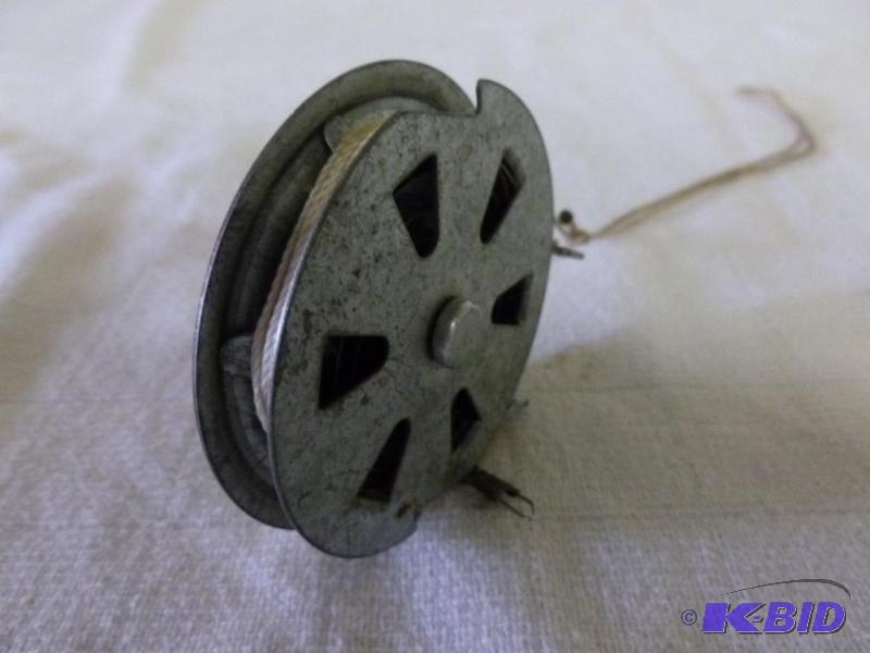 lot 36 image: Vintage Mechanical Fisher Co. galvanized stee...