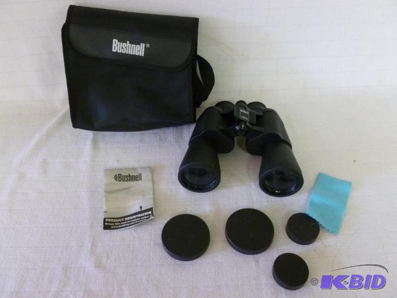 lot 40 image: Bushnell 10 x 50 binoculars, comes in a carry...