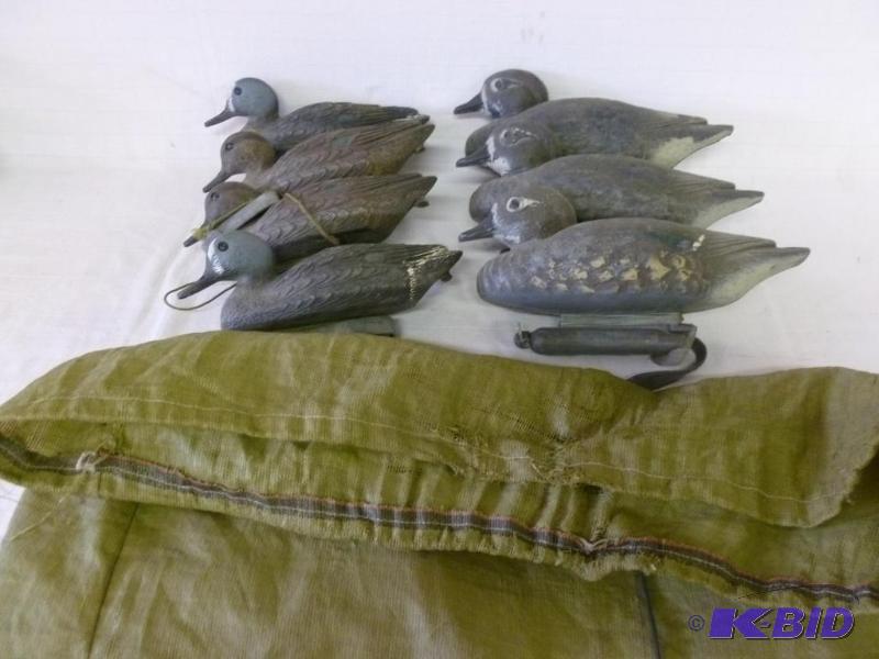 lot 48 image: Lot of four teal&nbspdecoys and three Carry ...