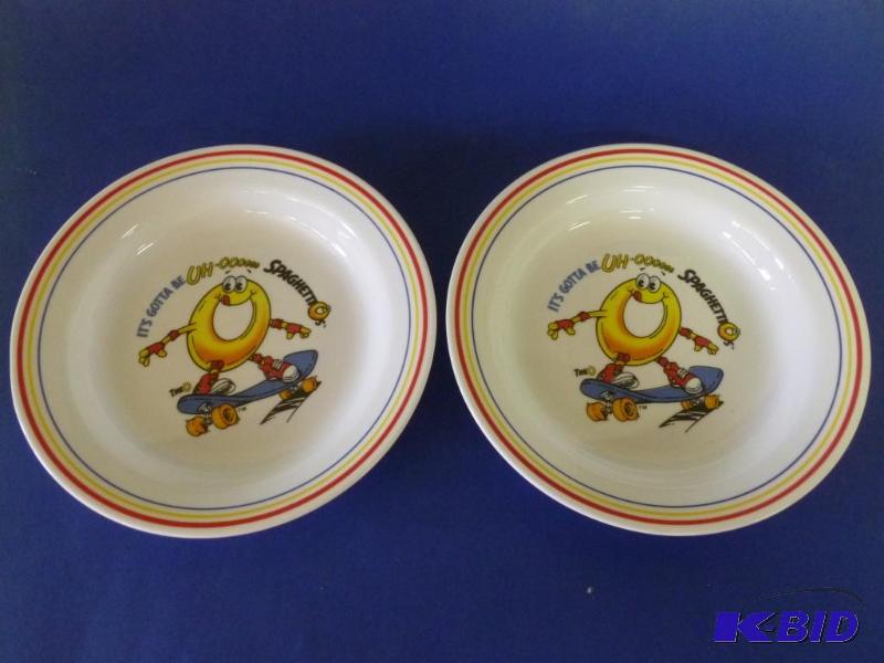 lot 71 image: Lot of two large Corelle&nbspSpaghettios bo...