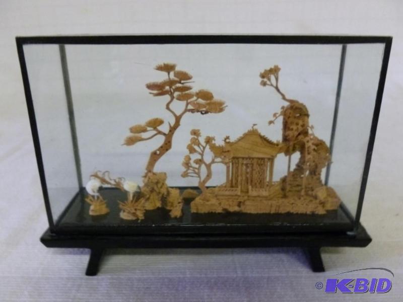 lot 74 image: Beautiful Oriental&nbspArt shadow box displa...