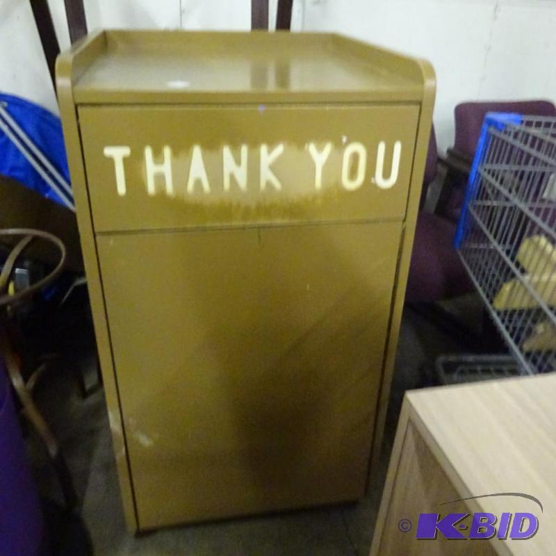 lot 101 image: Garbage can unit with top tray holder...