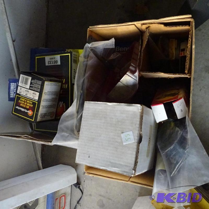 lot 55 image: Misc air filters. Oil filters. Other vehicle ...