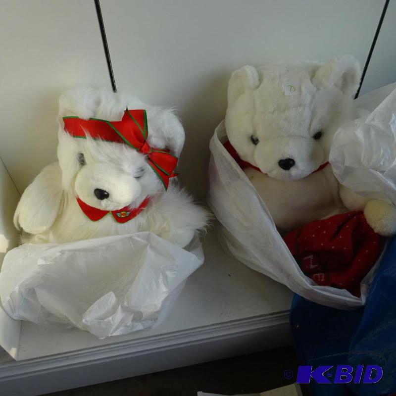 lot 73 image: 2 Santa bears and Miss santa bear...