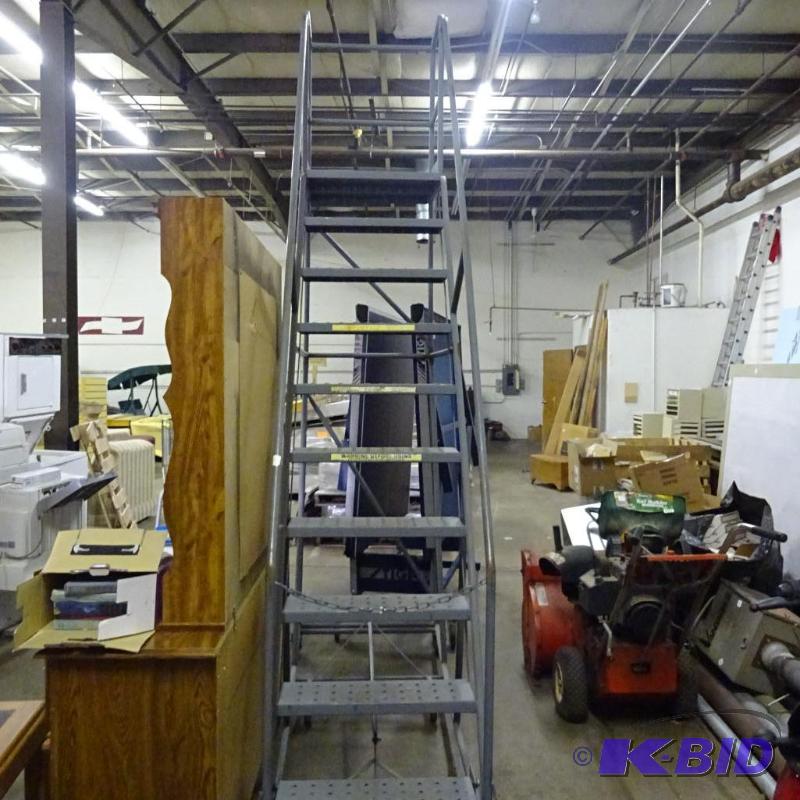 lot 86 image: 10 rolling stairs. Very nice shape....