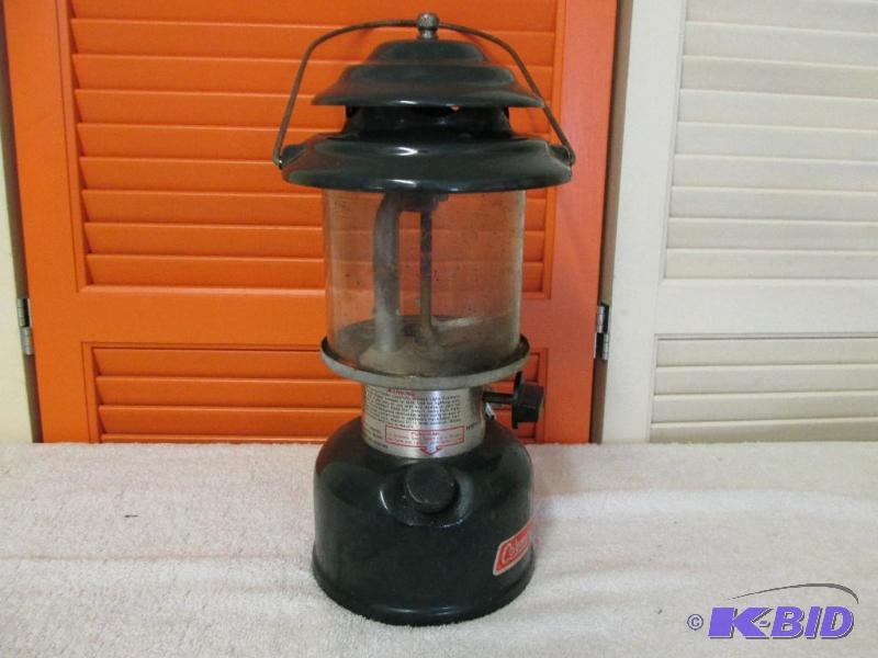 Coleman Double Mantel Lantern