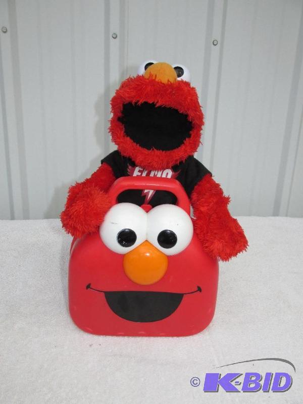 Lets Rock Elmo with a little case of friends