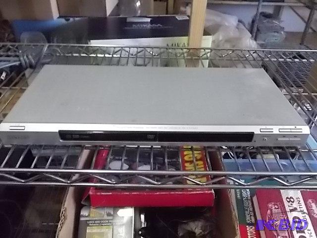 Sony CDDVD Player DVP N555P...