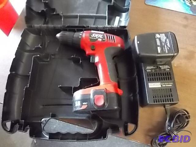 Skill 18 Volt DrillDriver With Battery In Ca...