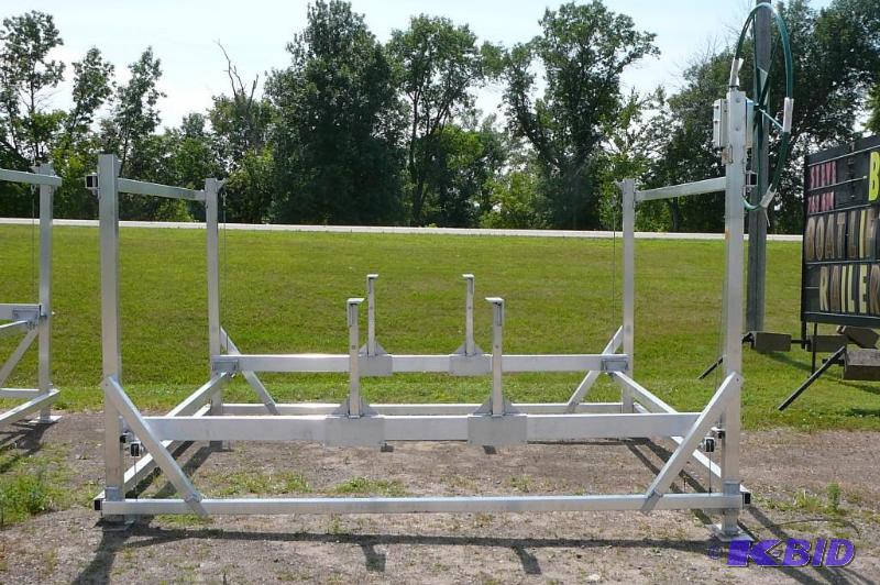 lot 5 image: Shoreline aluminum vertical&nbspboat lift wi...