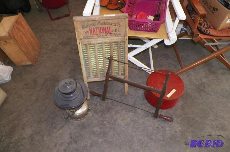 lot 60 image: Antique Saw, Washboard, Lantern, & Cake Pan