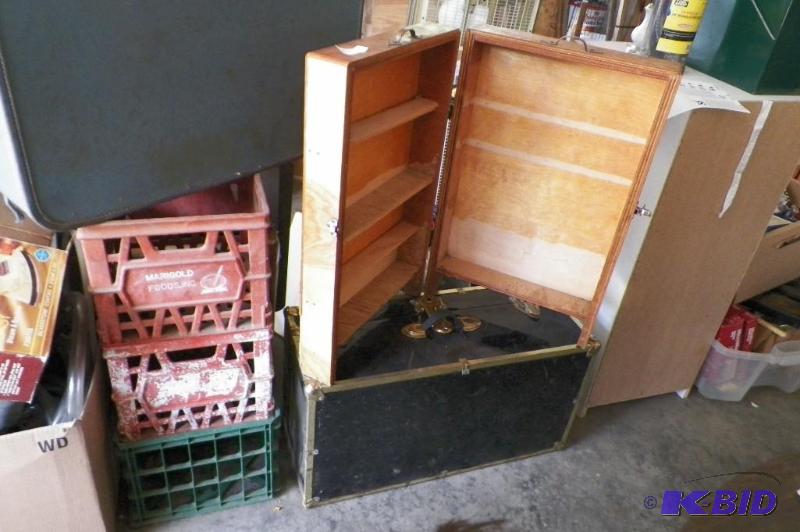 lot 63 image: Lot of Boxes & Suitcases