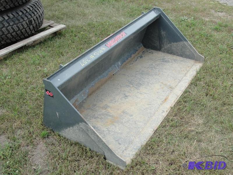 Quick Attach Dirt Bucket