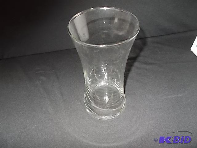 lot 181 image: (12) 8" Slender Gathering Vase...
