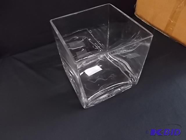 lot 184 image: (8) 6" x 6" Cube...