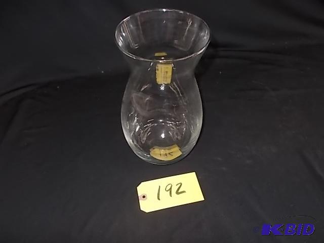 lot 192 image: (93) 10.625" Jordan Vase...
