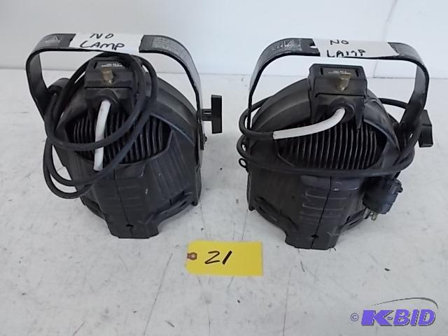 lot 21 image: (2) Behringer Ultra Par UP1000 575 Watt Par L...