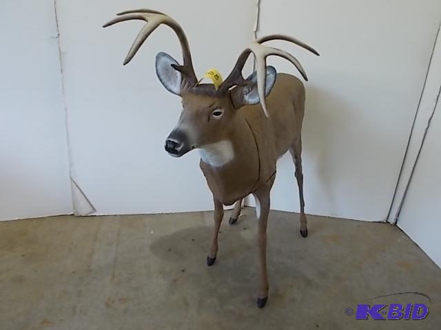 lot 308 image: Flambeau Deer Decoy, Plastic...