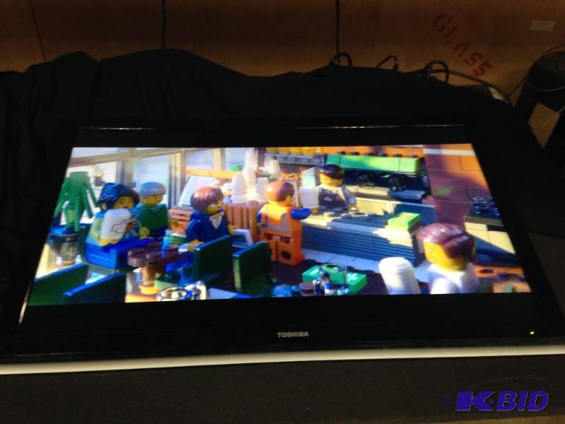 lot 357 image: Toshiba TV, 40"...