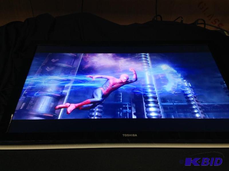 lot 359 image: Toshiba TV, 40"...