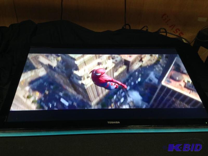 lot 360 image: Toshiba TV, 40"...