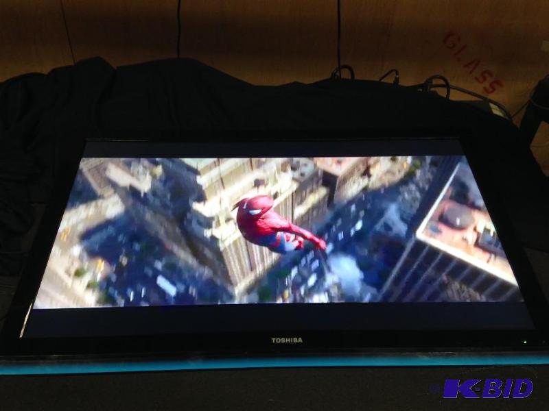 lot 365 image: Toshiba TV, 40"...