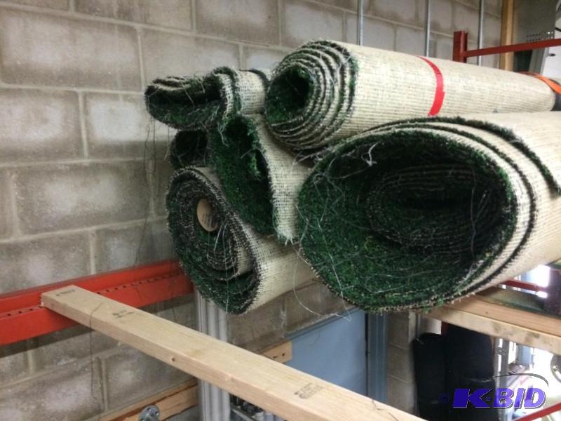 lot 378 image: Assort Length 60" Wide Astro Turf...