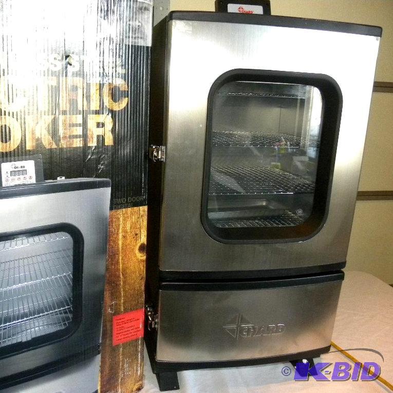 lot 50 image: Chard 30" Electric Stainless Steel Smoke...