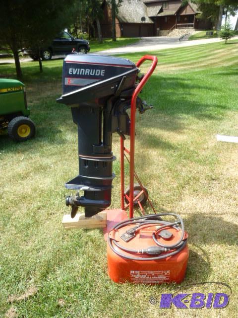 lot 4 image: Evinrude Model E15RLCEC&nbsp15 hp Long Shaft...