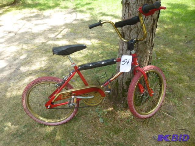 lot 54 image: Murray - Team Murray Track Certified Youth Bi...
