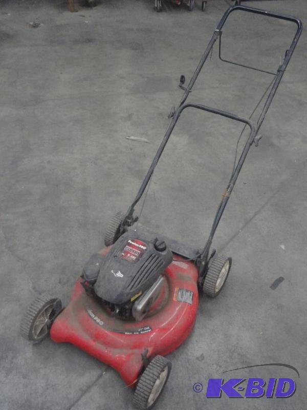 Poulan Pro 5HP 21&quot Mower...