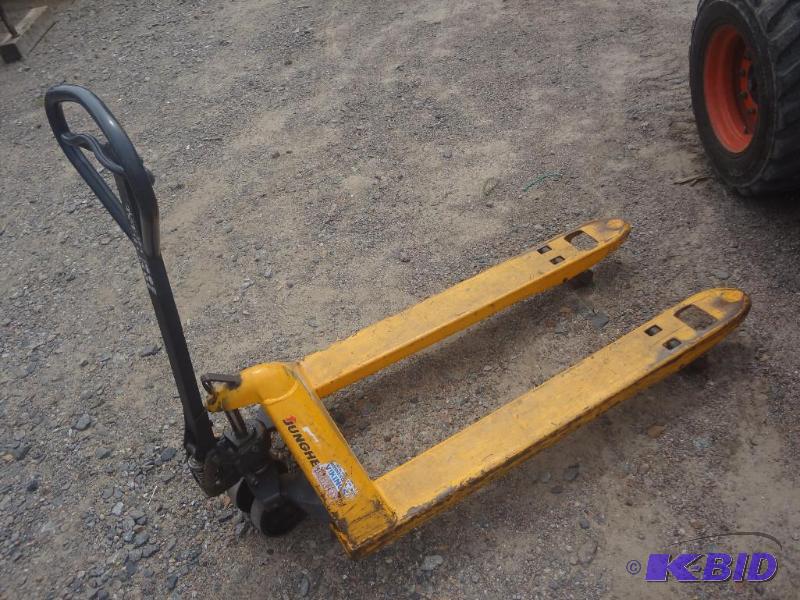 Jungheinrich Industrial Pallet Jack...