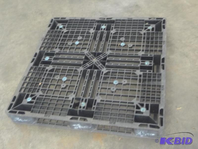 Heavy Duty Plastic Pallet With 2-Way Fork Poc...